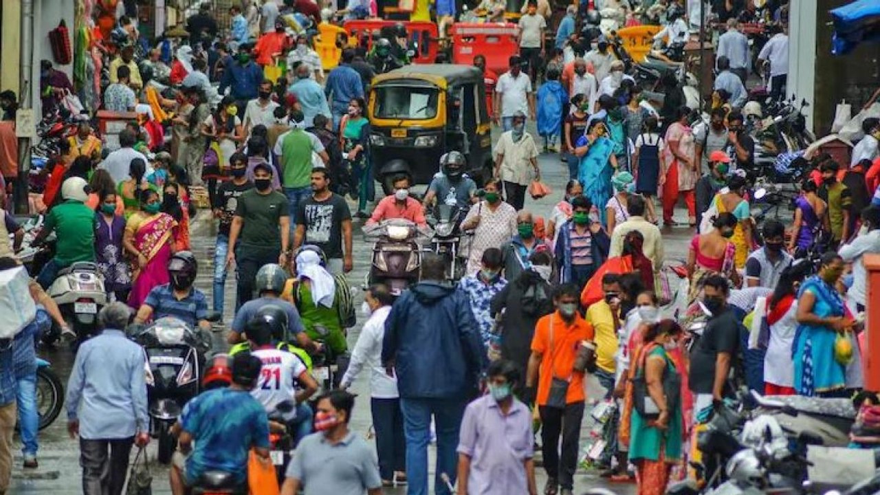 How long would India take to develop herd immunity?