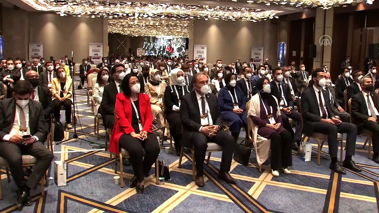 İSTANBUL - Cumhurbaşkanı Erdoğan: 'Bir deniz albayının PKK terör örgütü ile iltisaklı olanlara nasıl bakanlık verileceğini, verilmesinin de normal olduğunu anlatmasından daha büyük bir zillet olabilir mi'