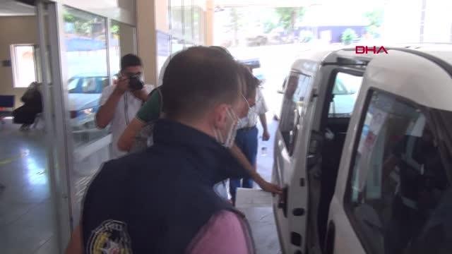 Son dakika haberleri! ŞANLIURFA POLİS ABDEST ALIYOR GİBİ YAPIP CEKETLERDEN PARA ÇALANLARI SUÇÜSTÜ YAKALADI