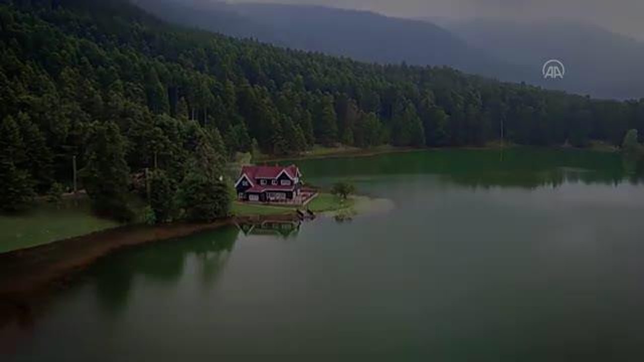 Öğretmenler "Yunus Emre" için hazırladıkları klipte ilahi seslendirdi