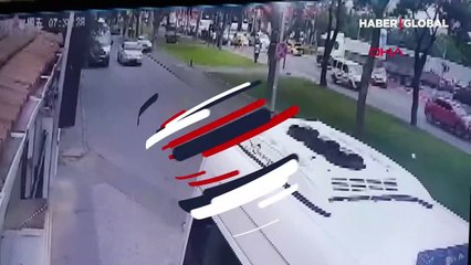 Vatan Caddesi'nde tonlarca ağırlıktaki beton blok kaldırıma düştü