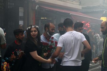 GALATA KULESİ'NDEN DÜŞEN 20 YAŞINDAKİ KADIN HAYATINI KAYBETTİ