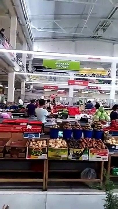 Quand il fait chaud en russie, on croise de jolies choses dans les supermarchés