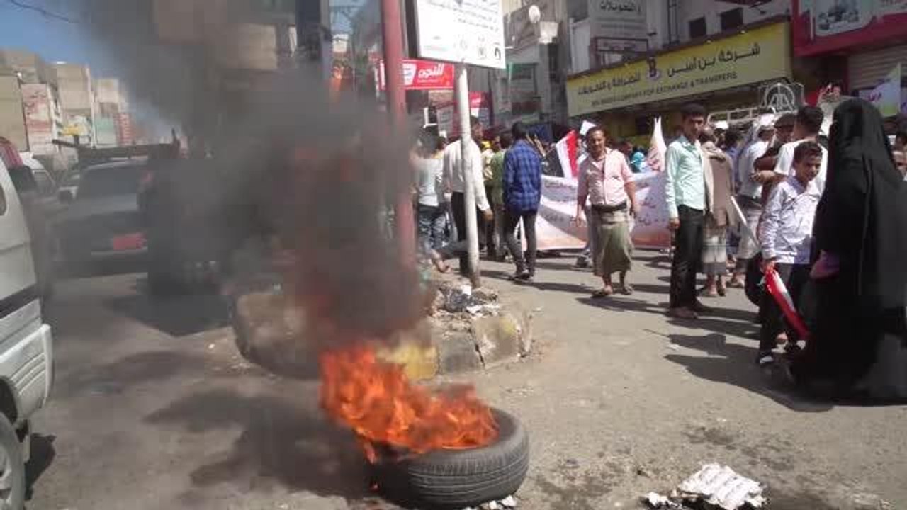 Kamu hizmetlerinin yetersizliği ve hayat pahalılığı protesto edildi
