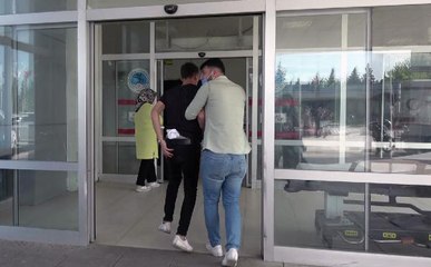 SAMSUN'DA BIÇAKLI KAVGA 3 YARALI