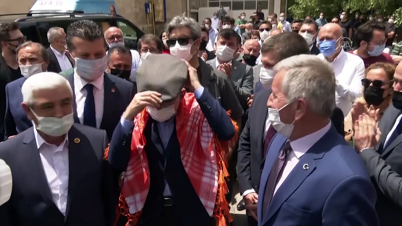 BURDUR - CHP Genel Başkanı Kemal Kılıçdaroğlu, Burdur'da ziyaretlerde bulundu (3)