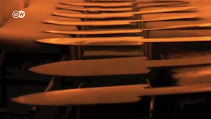 Armas viram pás em projeto inspirado no legado de Beuys