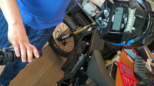 The World'S Fastest Onyx Electric Bike - Diy 105 Volts Battery