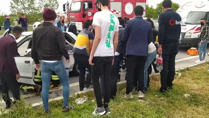 Nikaha giden aile kaza yaptı: 6 yaralı