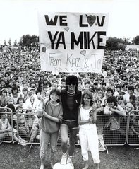 Radio Laureate Mike Read on The Andrew Eborn Show  -  I Was a Strange Kid