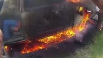 - Kahraman polisler, yanan aracın camını kırarak sürücüyü son anda kurtardı