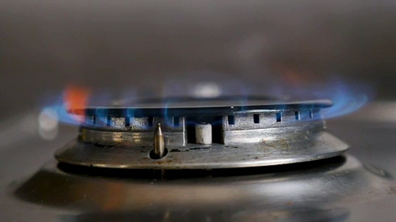 Gas Stove - CREATIVE COMMON VIDEO 156