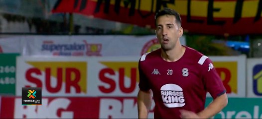 td7-Rónald-González-le-abre-la-puerta-de-La-Sele-a-Mariano-Torres-270521