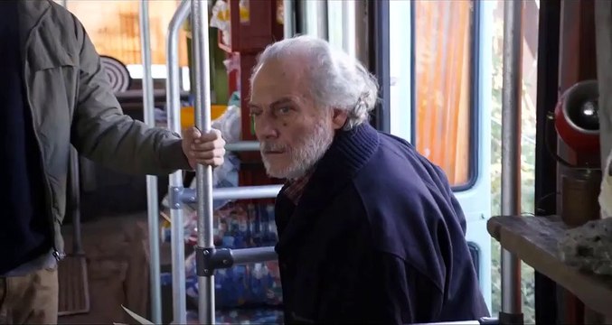 Se chiudo gli occhi non sono più qui (Trailer HD)