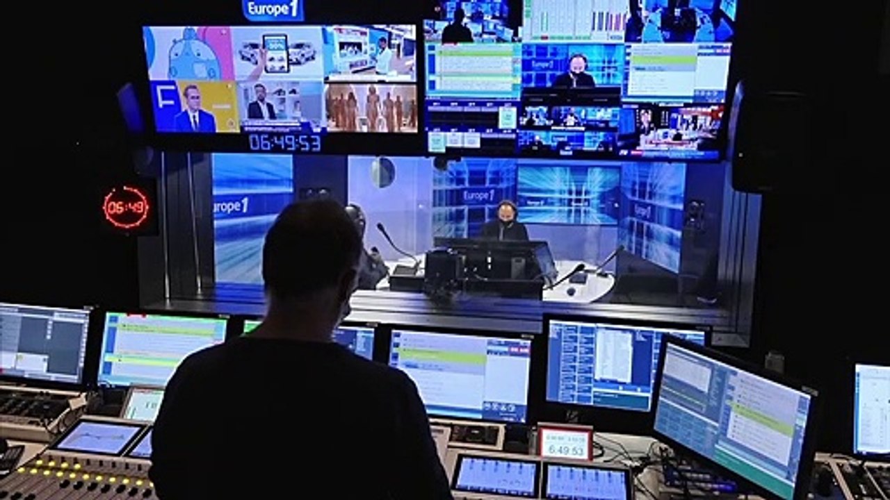 Hygiène bucco-dentaire : une brosse à dents avec jet d’eau sous pression