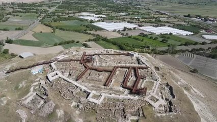 Arkeoparka dönüştürülen 2900 yıllık Urartu şehri turistleri ağırlamak için gün sayıyor