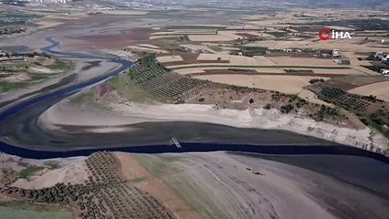 Sular çekildi tarihi köy ortaya çıktı