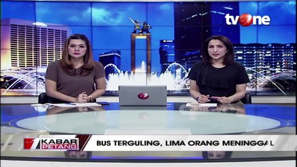 Sebuah Bus Antarkota Terguling, Lima Orang Meninggal