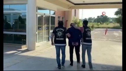 Son dakika haberi | İstanbul Emniyet Müdürlüğü'ne bağlı ekipler tarafından Çanakkale'de lüks bir villaya gerçekleştirilen operasyonda 3 kişi gözaltına alındı.