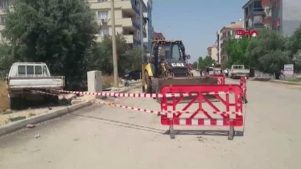 MANİSA DEVRİLEN DİREĞİN ALTINDA KALAN 11 YAŞINDAKİ EGE'NİN GELDİĞİNİ FARK ETMEMİŞLER