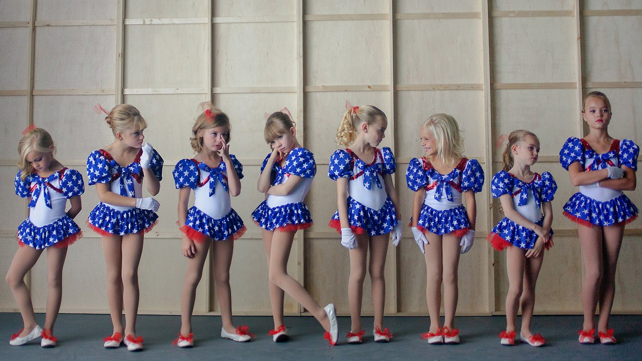 Casting Jonbenet (Trailer HD)