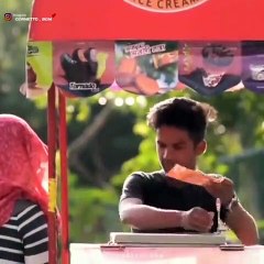 Humanity Lesson From The Little Girl ...!!!