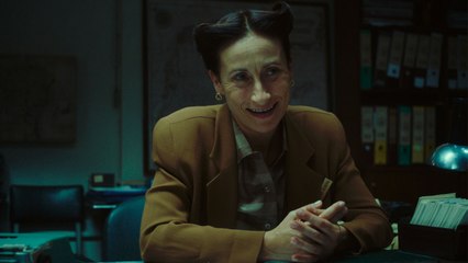 Los versos del olvido (Trailer HD)