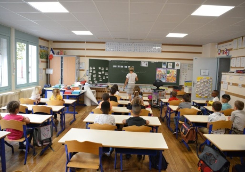 Fête des mères et des pères : une famille homoparentale demande la création d’une fête des parents pour plus “d’inclusion” et de “tolérance”