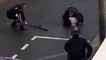 Val-d’Oise : des gendarmes interpellent une femme armée d'un fusil de chasse en pleine rue