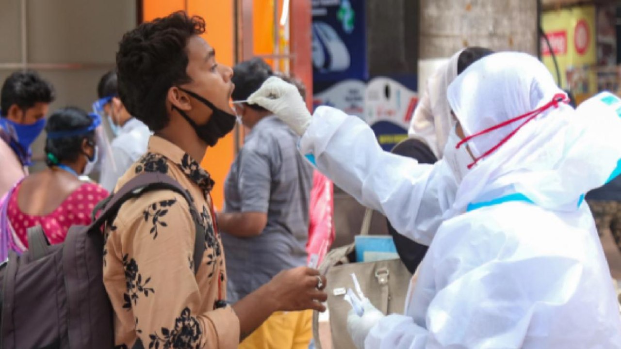 India records 1.86 lakh new Covid cases, lowest in 44 days