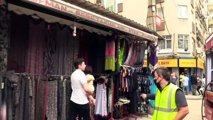 BURSA - Bir apartmanda çıkan yangında 4 kişi dumandan etkilendi