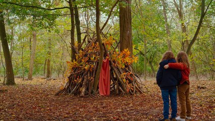 Petite Maman (Trailer HD)