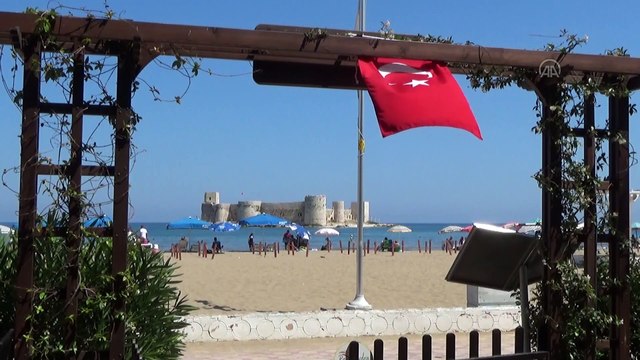 Mersin Kızkalesi'nde turizm sezonu Kovid-19 tedbirleri alınarak açıldı