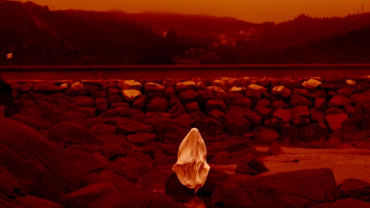 Red Moon Tide (Trailer HD)