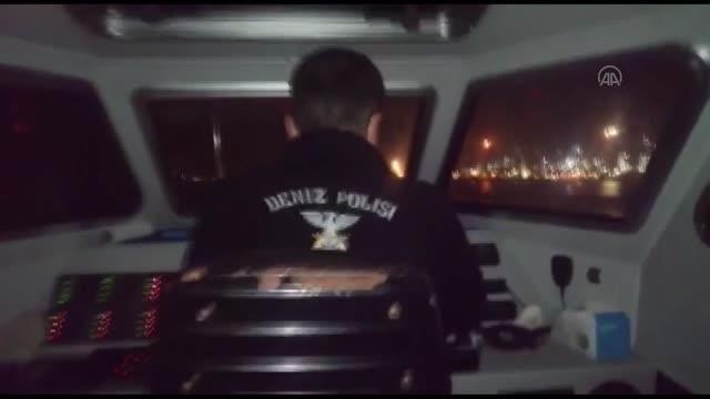 Son dakika haberleri... Kovid-19 tedbirleri ihlal edilerek kumar oynanan yalıya polis botuyla operasyon düzenlendi