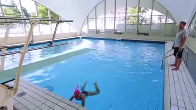 2 exercices de natation pour renforcer son dos