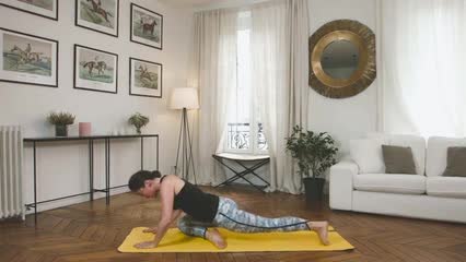 Yoga Flow – Souplesse et ouverture des hanches (20 min)