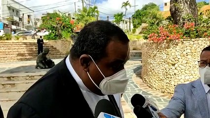 Reiteran a seguir vacunándose contra COVID y tomar conciencia de la situación que vive el país