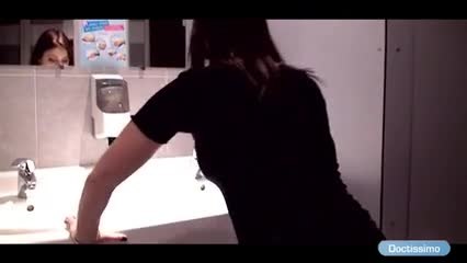 Se muscler dans la salle de bains