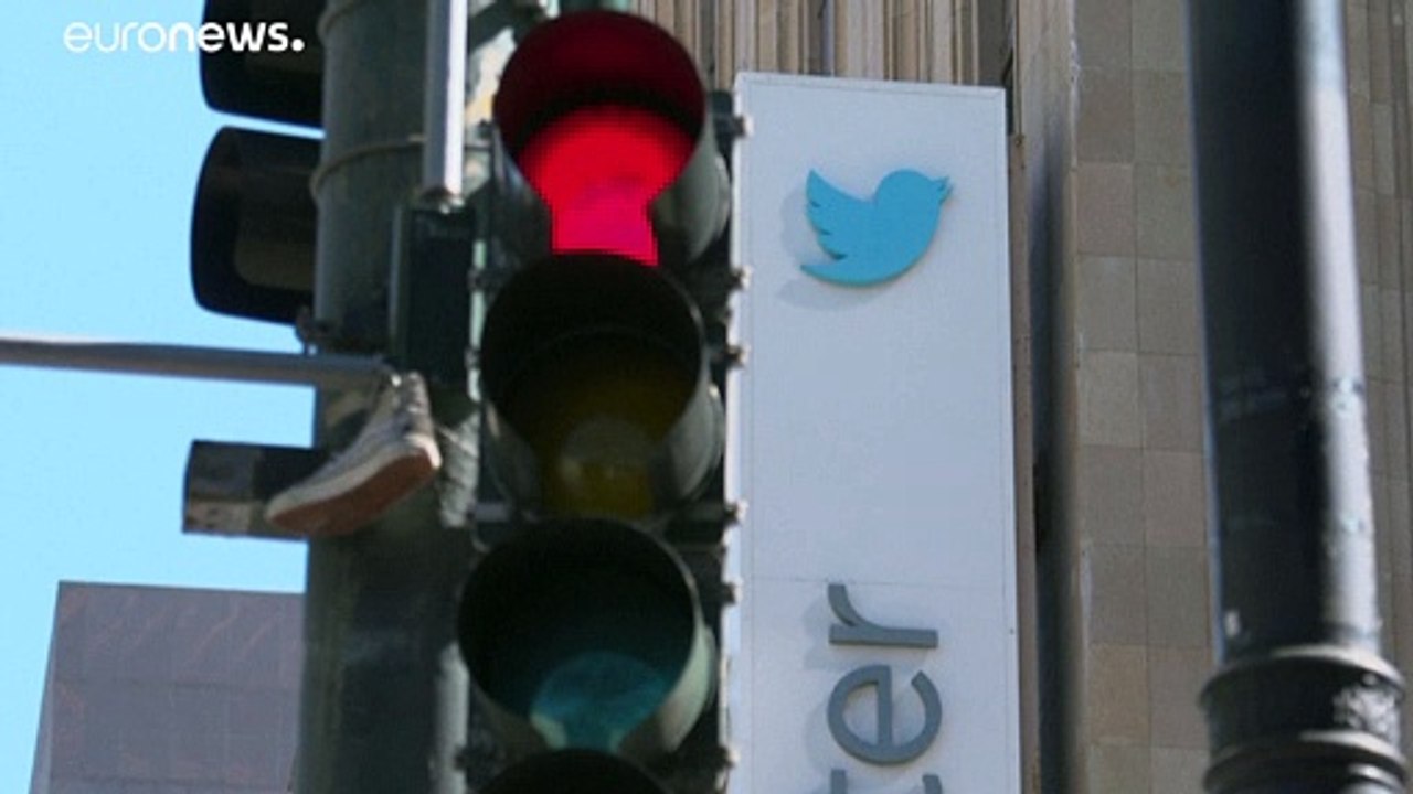 Twitter тестирует платную версию