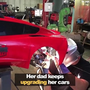 Cette fillette de 5 ans fait des drifts de fou avec sa mini voiture