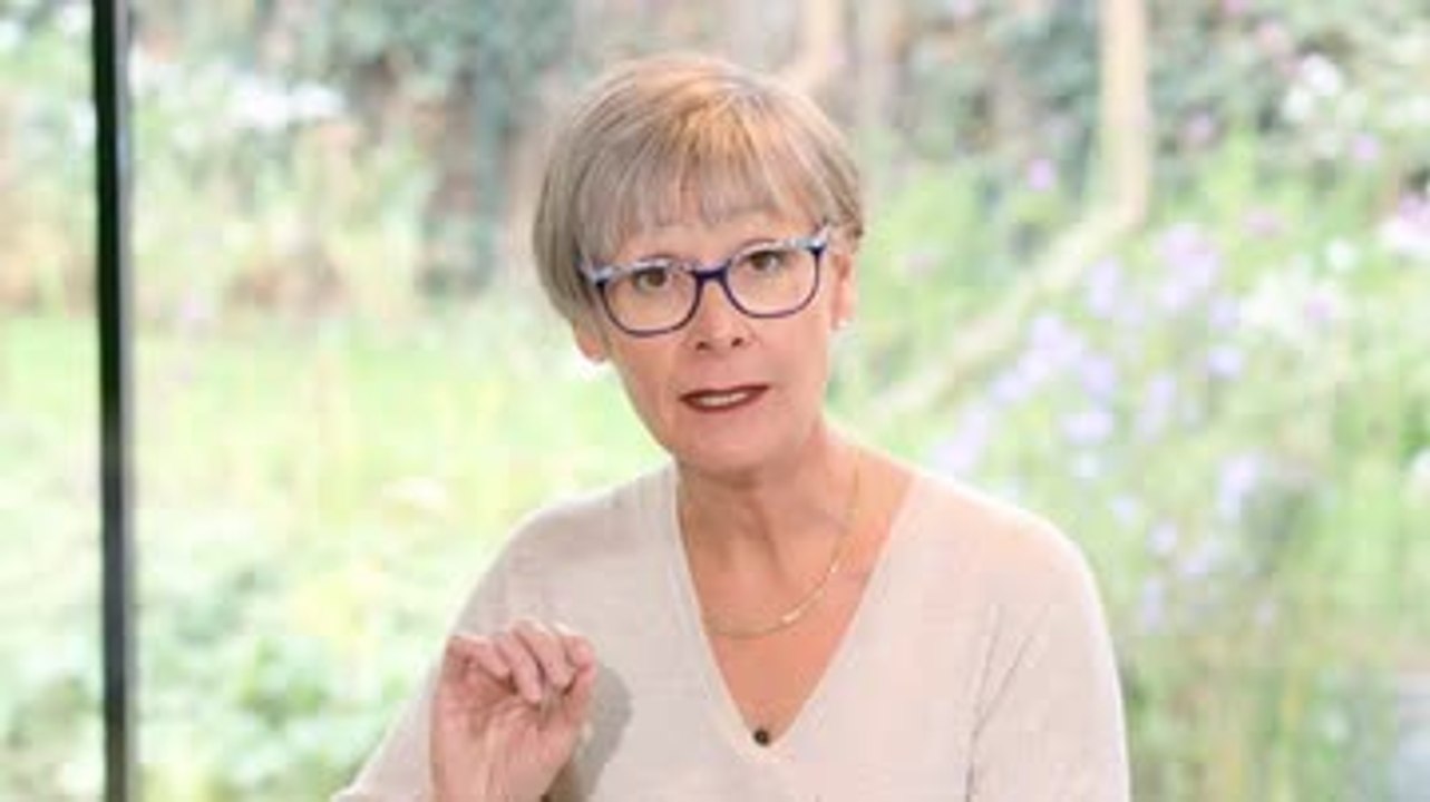 Je dors sur le ventre. Est-ce que je peux continuer pendant la grossesse