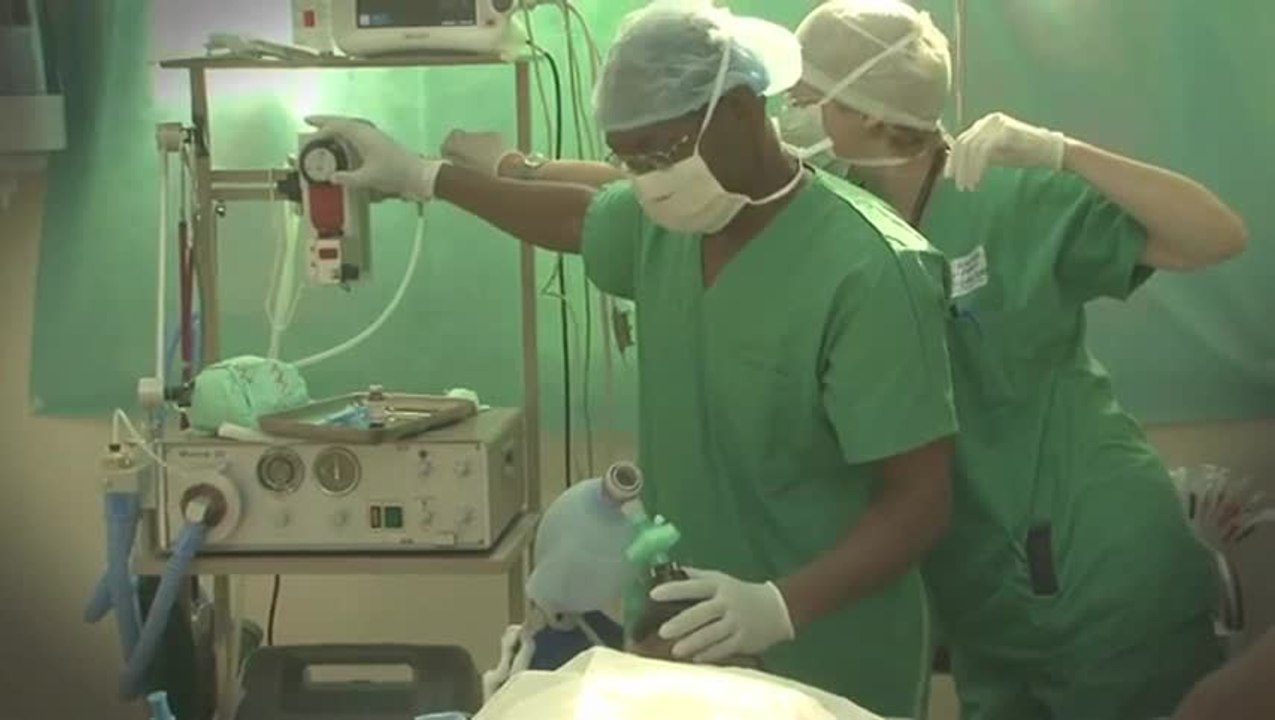 Médecins Sans Frontières - Portrait d’Alphonse, médecin de guerre