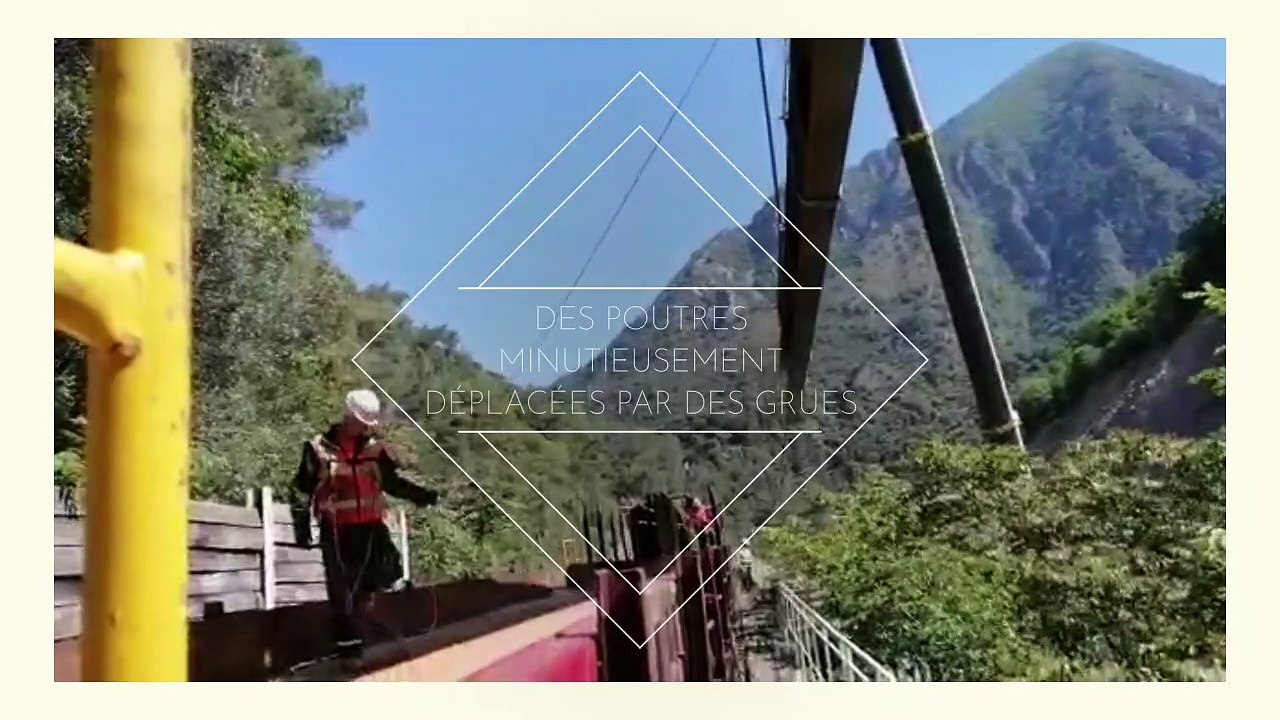 Des poutres de 11 tonnes acheminées sur le chantier de reconstruction du pont du Perthus à Breil-sur-Roya