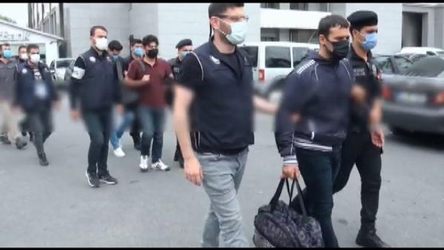 Son dakika haber... İSTANBUL MERKEZLİ 9 İLDE FETÖ'NÜN TSK YAPILANMASINA DÜZENLENEN OPERASYONDA, 7 KİŞİ TUTUKLANDI
