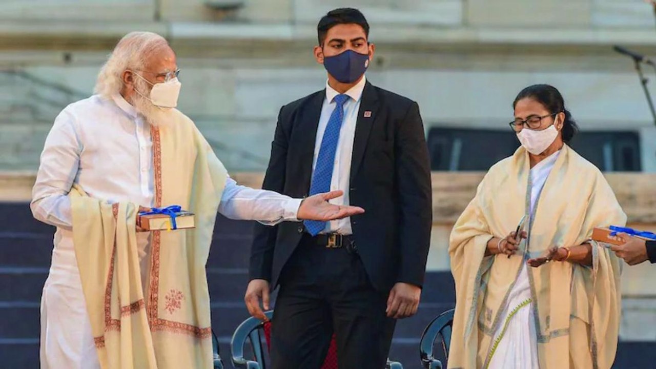 BJP leaders attacks Mamata for being late in PM's meeting