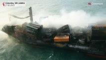 شاهد: محاولات جديدة لإخماد النيران في سفينة شحن قبالة شواطئ سريلانكا