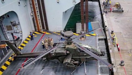 Apache helicopter begins trials onboard HMS Queen Elizabeth