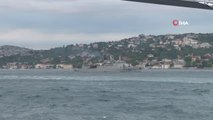 Fransız savaş gemisi İstanbul Boğazı'ndan geçti