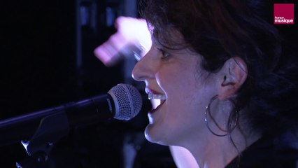 Mouss T / Eroll Rennals : Sex Bomb (FIXI et l'Ultra Bal)